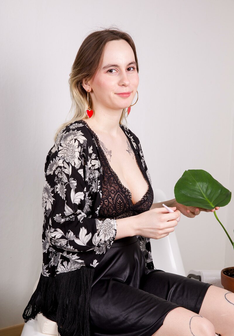 Оксана, 22